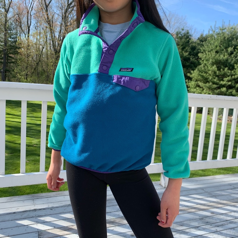 Girls color block Patagonia synchilla fleece